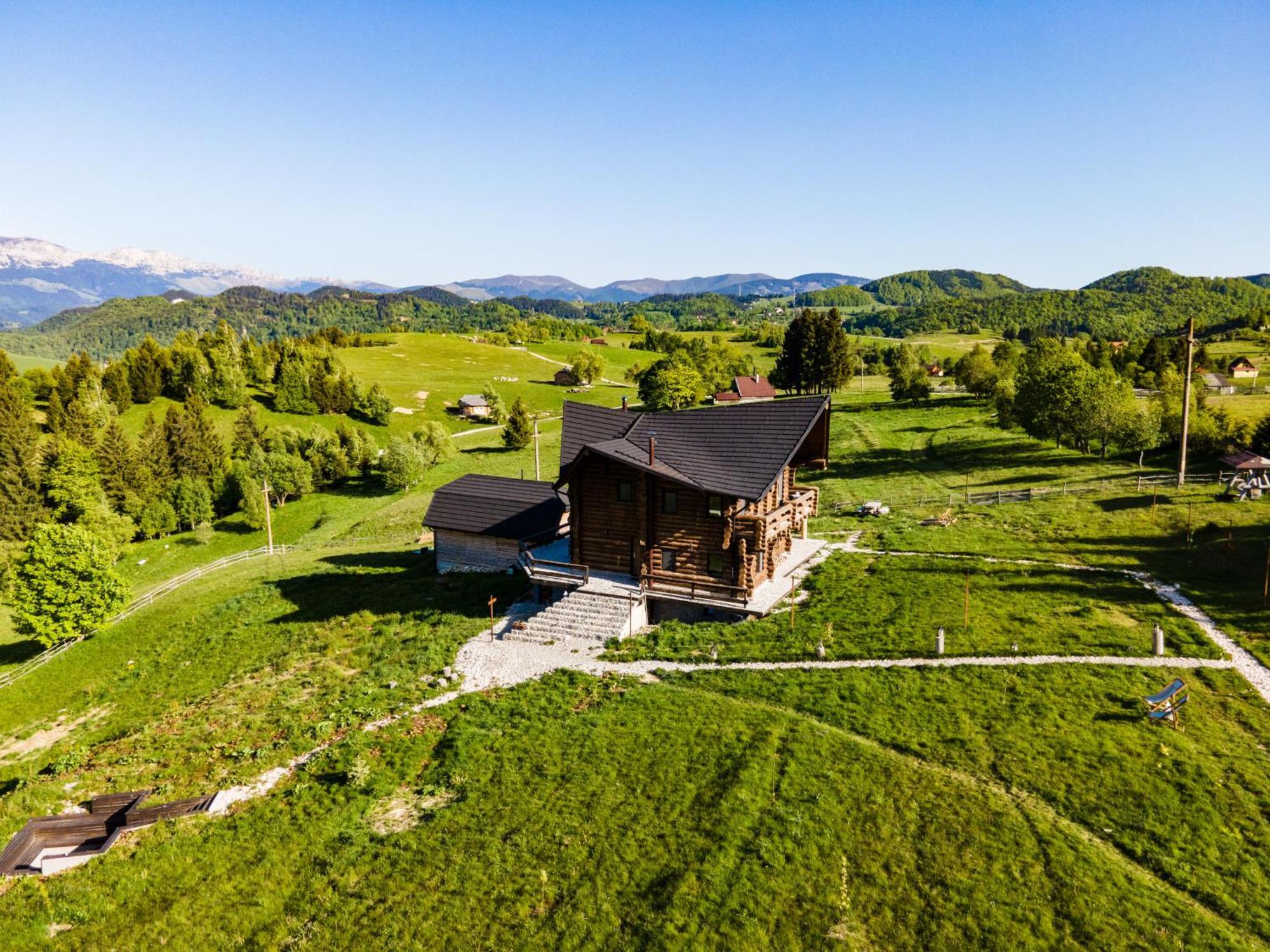 The Barn Villa ชีร์นา ภายนอก รูปภาพ